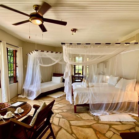 Tambuti Lodge Rundu Eksteriør billede