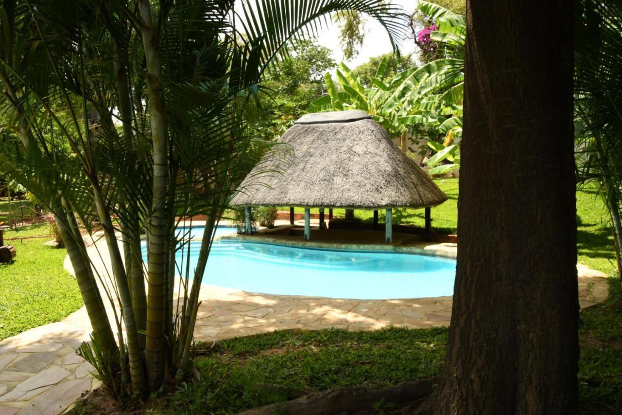 Tambuti Lodge Rundu Eksteriør billede