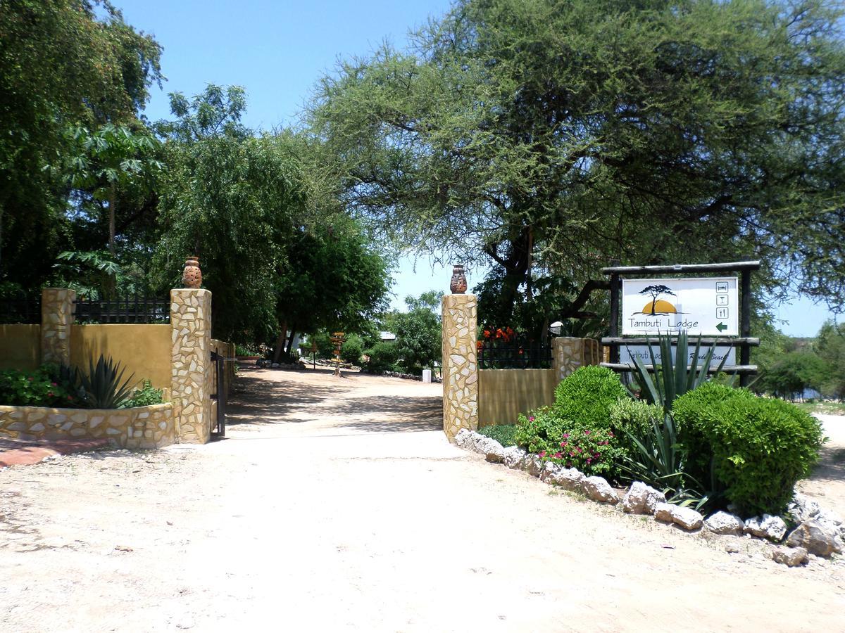 Tambuti Lodge Rundu Eksteriør billede