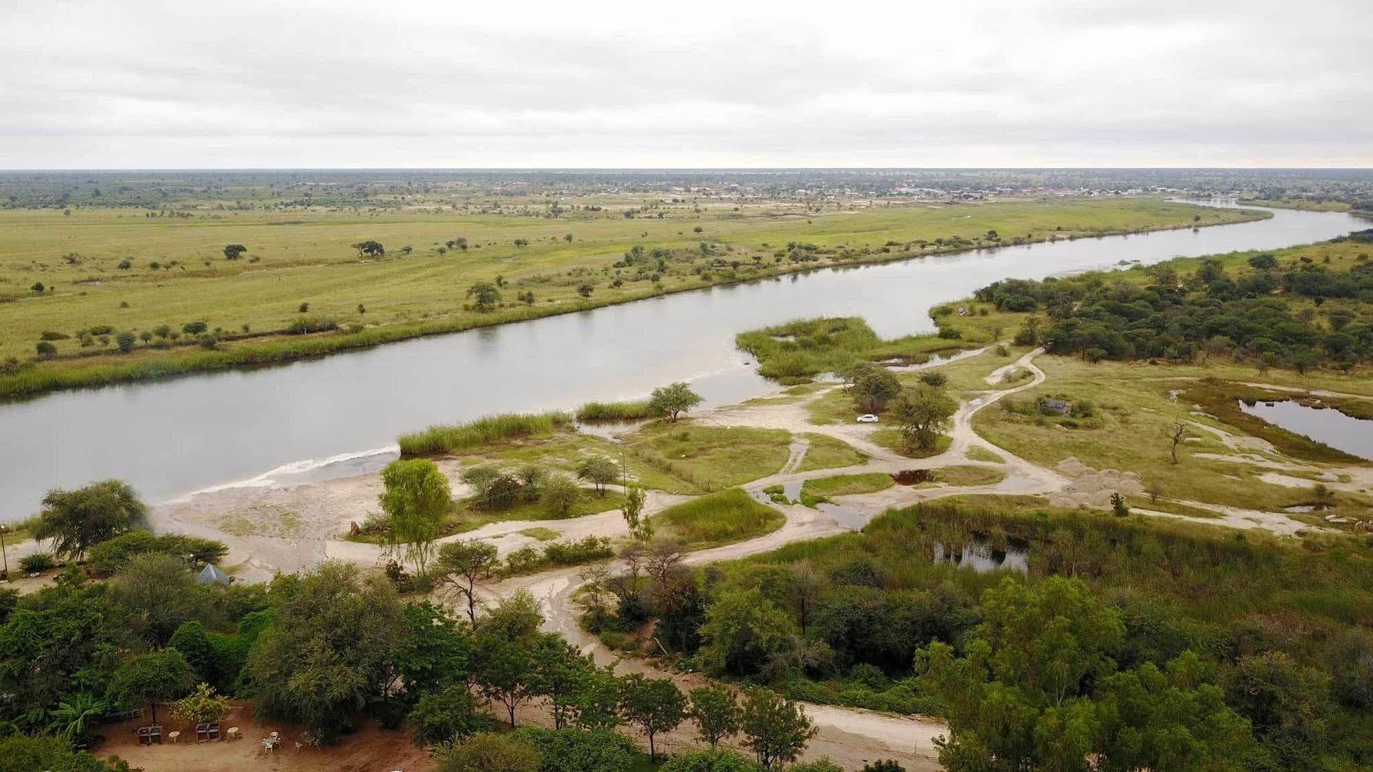 Tambuti Lodge Rundu Eksteriør billede